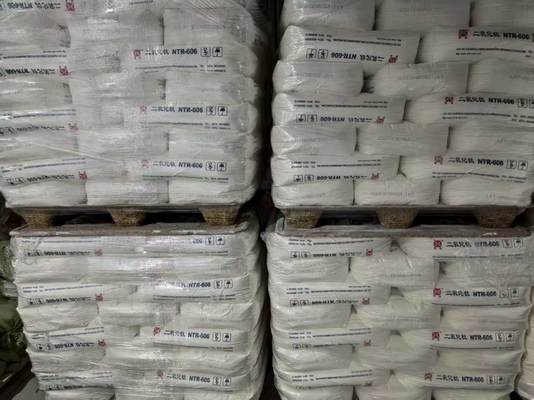 Rutile Titanium Dioxide TIO2 NTR-606 ความบริสุทธิ์ 94% สําหรับสีและพลาสติก